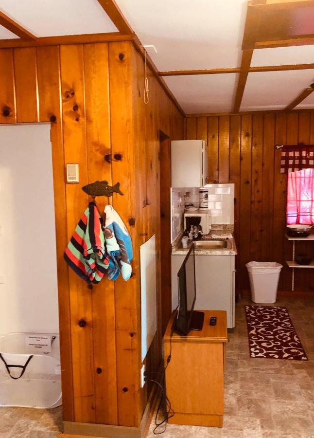 Lakeshore Fishing Cabin #5 Lake Ozark Exterior photo
