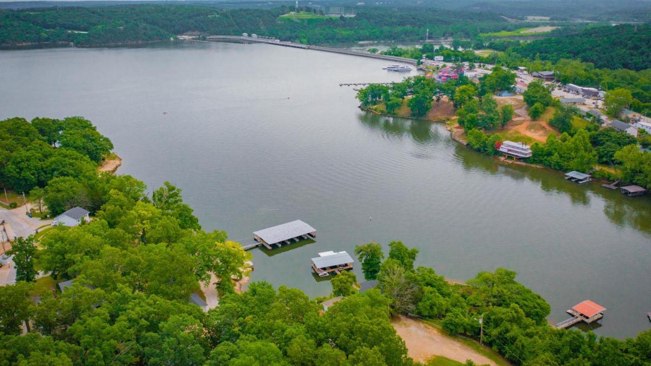Lakeshore Fishing Cabin #5 Lake Ozark Exterior photo